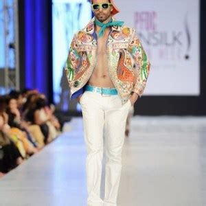 Rizwan Beyg Collection At PFDC Sunsilk Fashion Week 2013 – Style.Pk