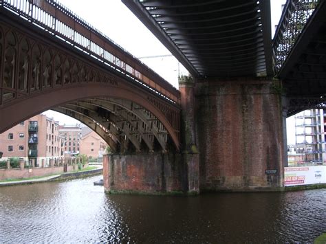 Castlefield canal basin, Manchester. | Loads of bridges. | Smabs ...