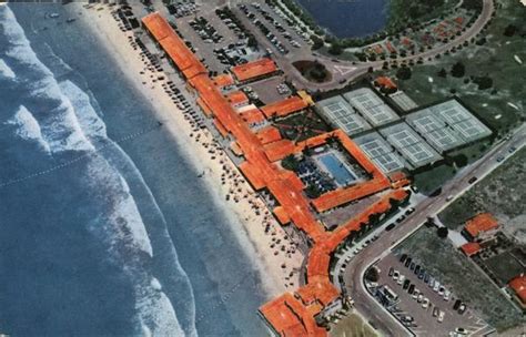 La Jolla Beach and Tennis Club and Apartments California Postcard