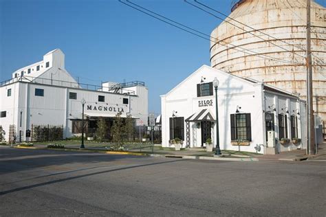 THE 10 CLOSEST Hotels to Magnolia Silos, Waco