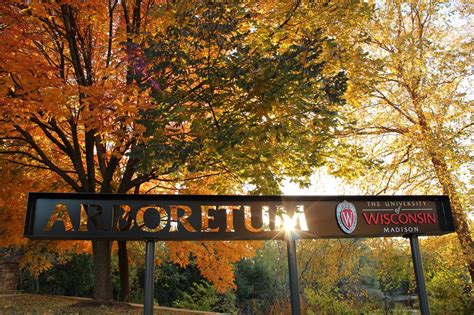 UW Madison Arboretum | Beautiful places to visit, Madison wisconsin, Beautiful places