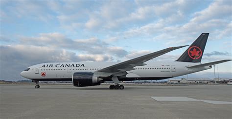 Air Canada's new non-stop route from Vancouver to Halifax takes off | Venture