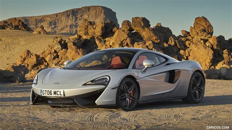 2017 McLaren 570GT - Front Three-Quarter | Caricos