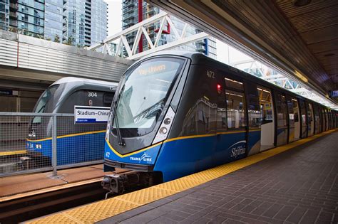 What is so Special About Vancouver's SkyTrain? - Explore the World with Simon Sulyma