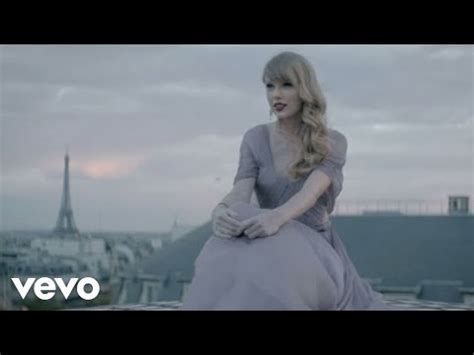 Taylor Swift - 22 + Lyrics (Subtitulada al Español) | Baluart VideoRoll