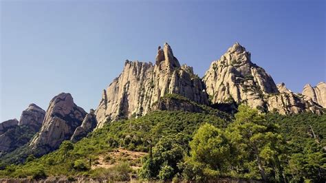 Hiking in Spain - Trekking through the Spanish countryside | Traveling in Spain