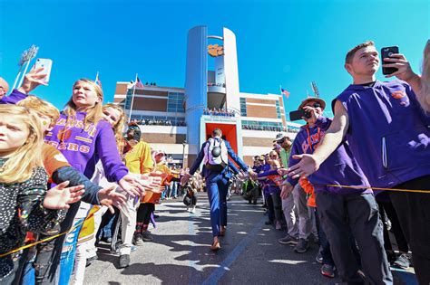 Clemson Football – Clemson Tigers Official Athletics Site