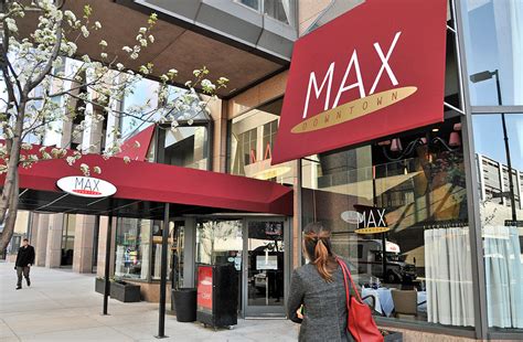 A Review of Max Downtown Restaurant, in Hartford - The New York Times