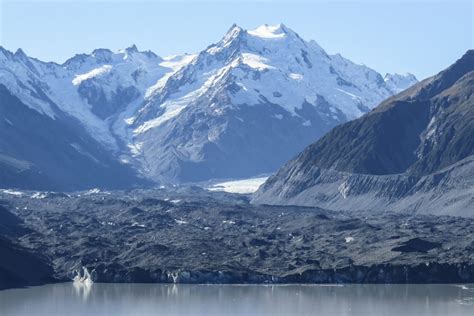 How to visit Mt Cook National Park and Tasman Glacier - Flying and Travel