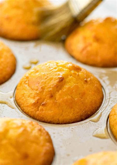 Corn Bread Muffins (Fast and Easy)