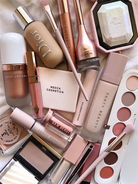 #makeup #makeupflatlay | Makeup essentials, Best makeup products, Eye ...