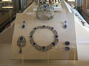 Category:Parure - Wikimedia Commons