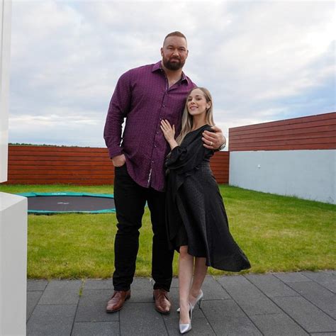 Game of Thrones ' Hafþór Júlíus Björnsson Welcomes a Son: A 'Healthy ...