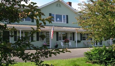 Braeside Motel (Woodstock, VT): What to Know BEFORE You Bring Your Family