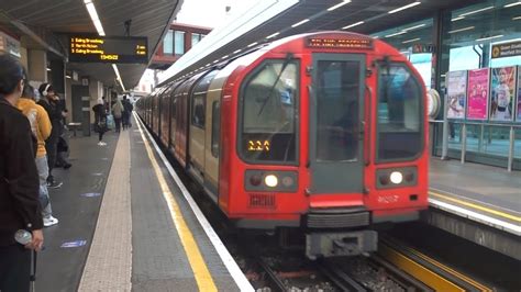 Central Line - 1992 Stock - Arriving at Stratford (21/10/23) - YouTube