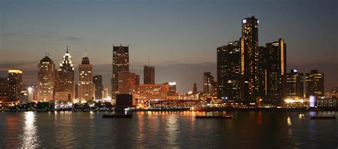 Detroit Skyline Wallpaper - WallpaperSafari