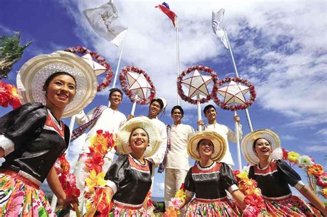 DOT Bicol expects influx of foreign tourists in 2015 | Inquirer News