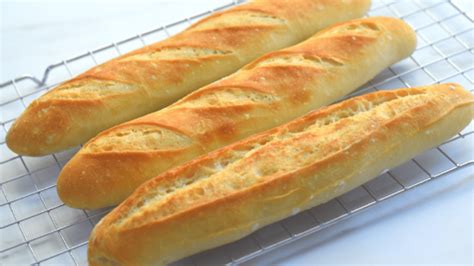 ARTISAN FRENCH BREAD RECIPE | MerryBoosters