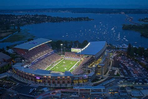 Husky Stadium And The Lake Photograph by Max Waugh