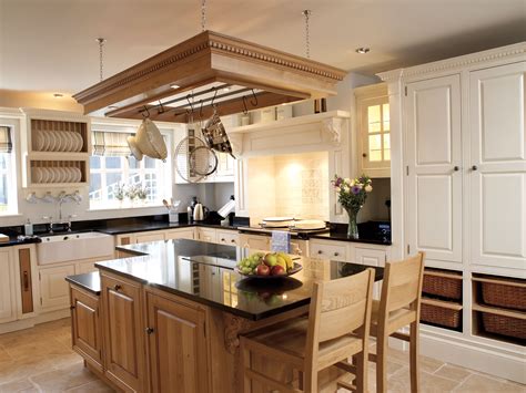 Fitted Kitchens - The Bespoke Furniture Company