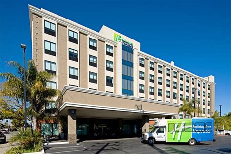 Slept Great - Review of Holiday Inn Express Los Angeles - LAX Airport, an IHG Hotel, Los Angeles ...