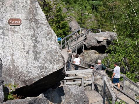 Polar Caves | Rumney, NH