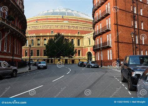 Royal Albert Hall, Street View, London Editorial Photography - Image of ...