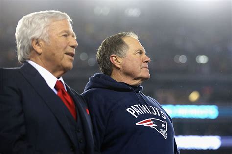 REPORT: Robert Kraft Won't Force Bill Belichick To Keep Tom Brady If He ...