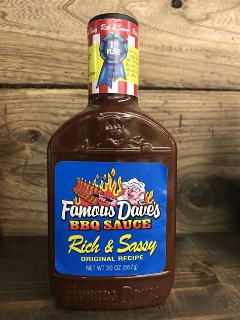 Famous Dave's Rich & Sassy BBQ Sauce 20 oz Bottle