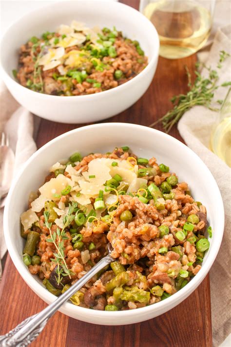 Healthy Instant Pot Risotto Recipe | Made with Farro + Spring Veggies