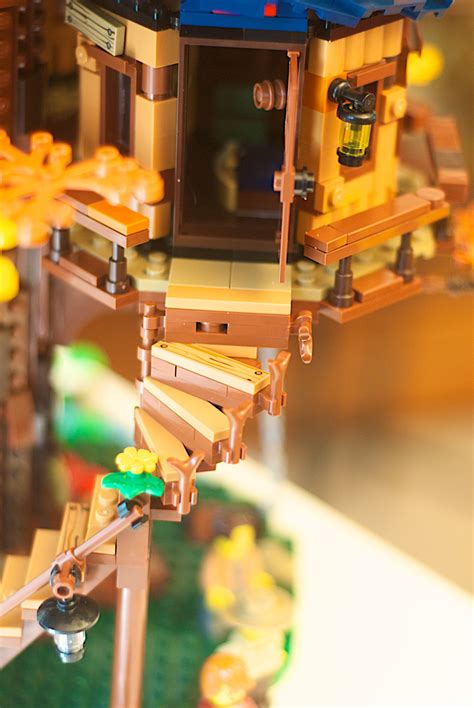 Lego 21318 Treehouse – Brick Land