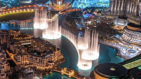 The Dubai Fountain | Amazing show + beautiful song - YouTube