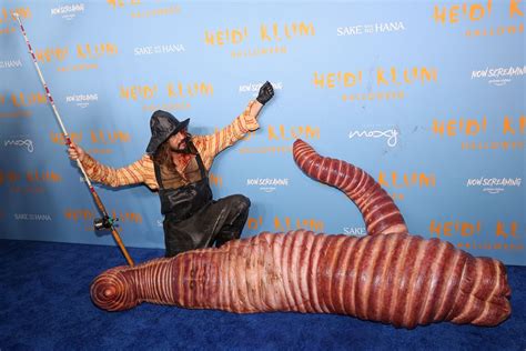 Heidi Klum’s worm costume is the only Halloween outfit you need to see ...