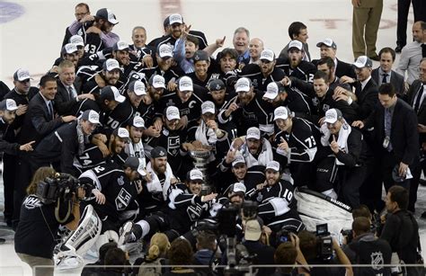 Let's watch the LA Kings -- and fans -- celebrate the Stanley Cup ...