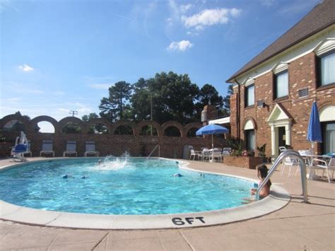 THE 10 BEST Richmond Hotels with a Pool 2024 (with Prices) - Tripadvisor