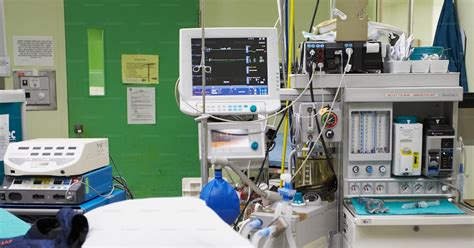 A hospital room filled with medical equipment and equipment photo ...