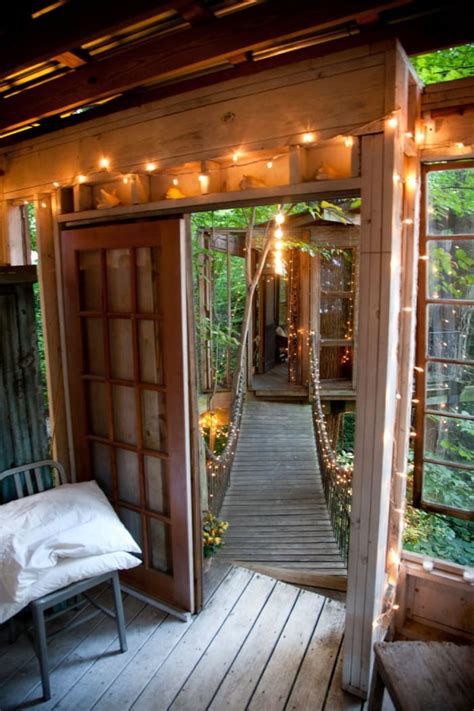 This Charming And Magical Treehouse Is A Pretty Legendary Airbnb - Airows