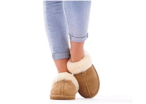 Bearpaw Women's Slippers Ship for $27 (Reg $54.99)