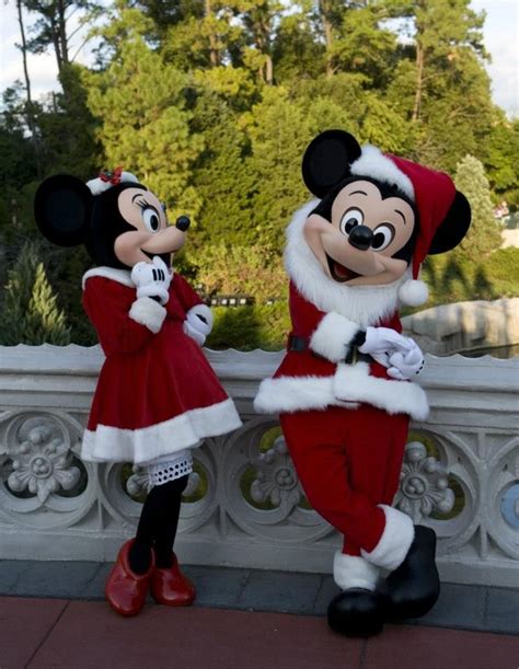 Mickey and Minnie Christmas at Disneyland | Disney, Disney christmas, Mickey mouse christmas