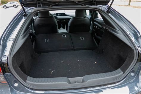 Mazda 3 Hatchback Cargo Space - Share 3 Videos & 80+ Images