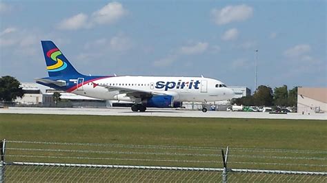 Plane Spotting Spirit Airlines Airbus A319 Takeoff at Fort Lauderdale ...