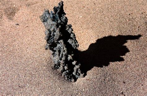 Fulgurite: Meaning, Uses And Benefits