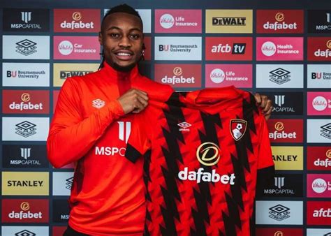 Antoine Semenyo joins Bournemouth on four-and-half-year deal