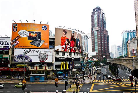 kuala lumpur spotlight : Bukit Bintang Shopping