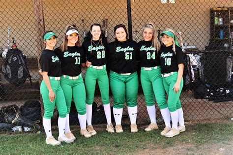 Six Softball Seniors Celebrate Careers – Tennessee Community Magazine