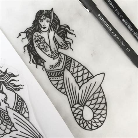 Pin by Mey Lu on Tattoos Old School | Traditional mermaid tattoos, Trendy tattoos, Mermaid tattoos