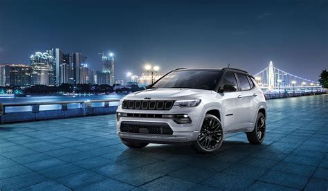 New Jeep® Compass 4xe | Plug-In Hybrid SUV | Jeep® UK