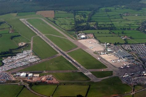 Bristol Airport - Wikipedia