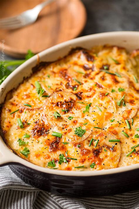 Cheesy Scalloped Potatoes (No Fail Recipe!) - The Chunky Chef