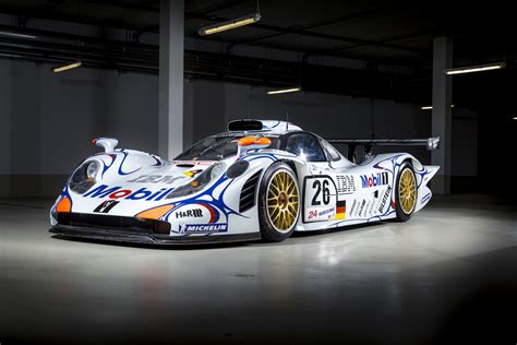 Cool Wall: 1998 Porsche 911 GT1-98 | GTPlanet